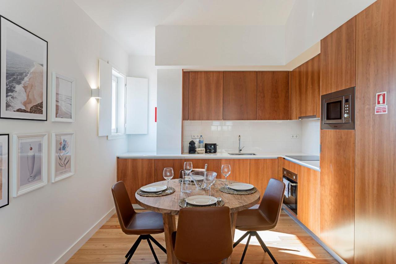 Wonderful Flat Near River W/ Ac By Lovelystay ポルト エクステリア 写真